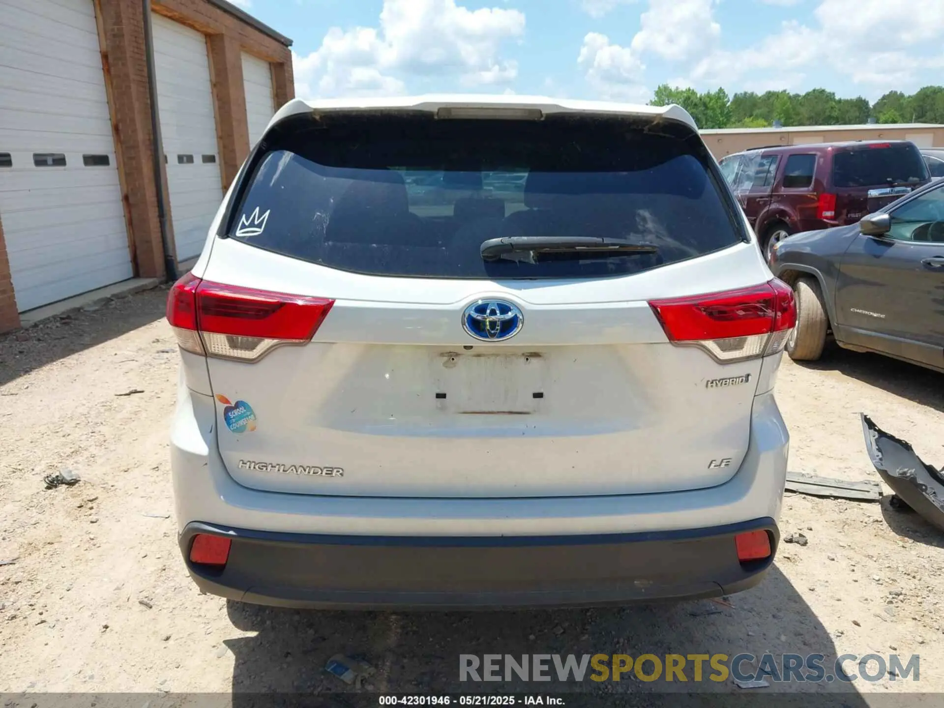 15 Photograph of a damaged car 5TDBGRFH6KS070611 TOYOTA HIGHLANDER HYBRID 2019