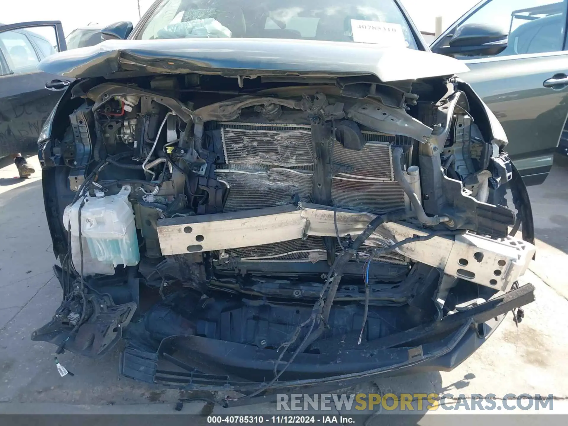 6 Photograph of a damaged car 5TDDGRFH3KS059610 TOYOTA HIGHLANDER HYBRID 2019