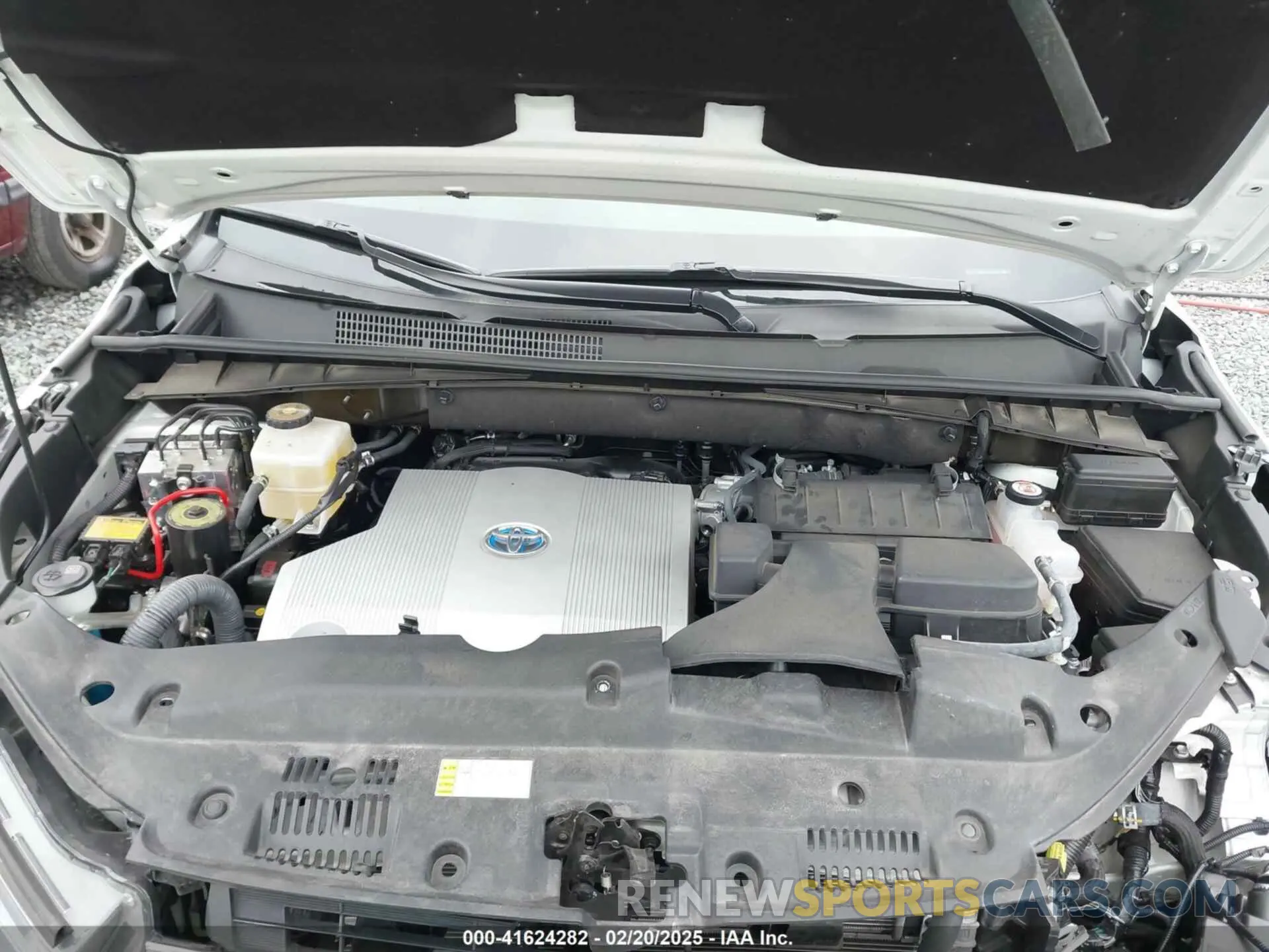 10 Photograph of a damaged car 5TDDGRFH6KS075526 TOYOTA HIGHLANDER HYBRID 2019