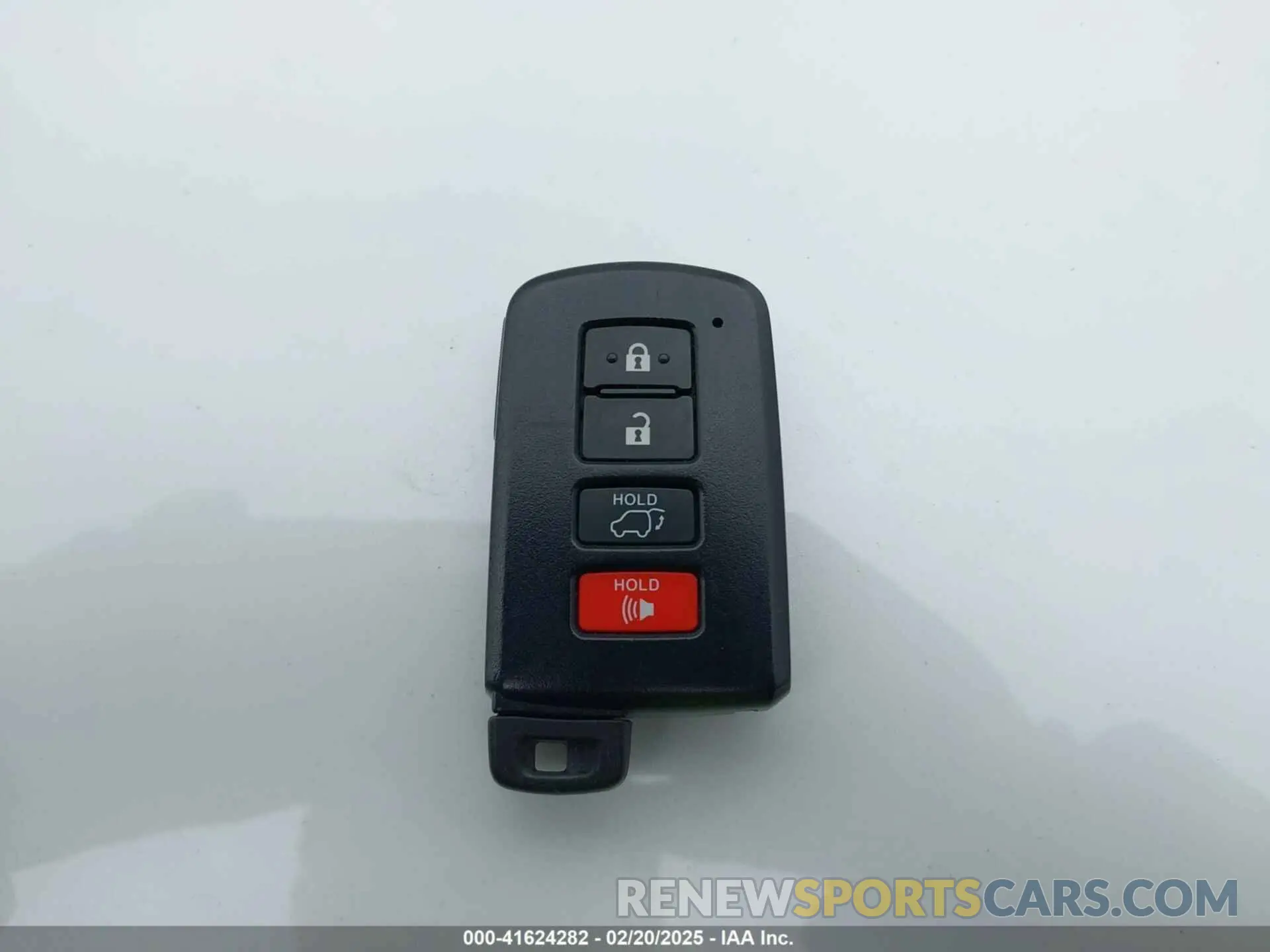 11 Photograph of a damaged car 5TDDGRFH6KS075526 TOYOTA HIGHLANDER HYBRID 2019