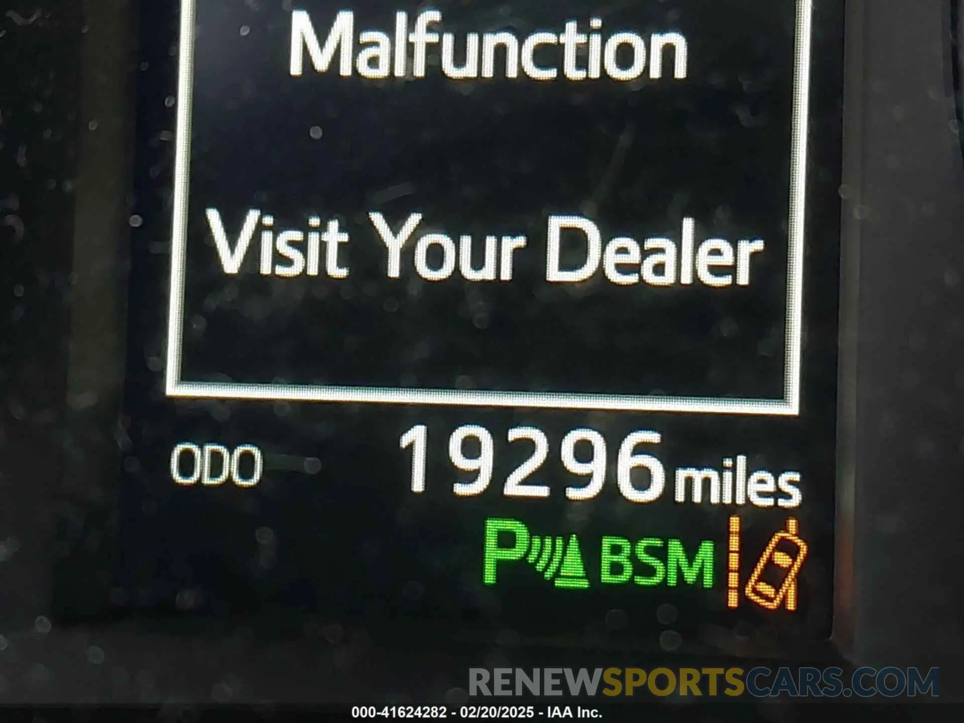 15 Photograph of a damaged car 5TDDGRFH6KS075526 TOYOTA HIGHLANDER HYBRID 2019