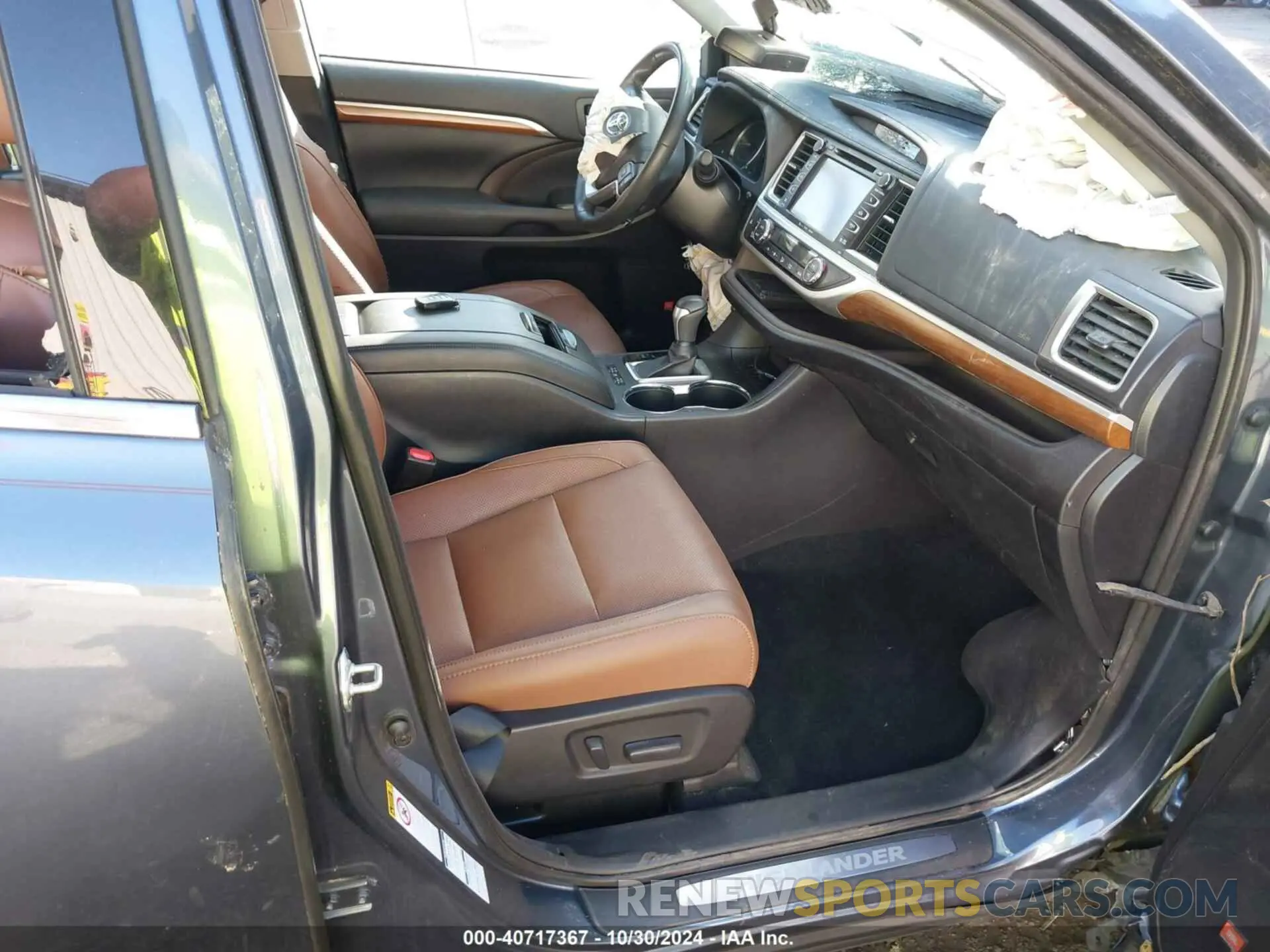 5 Photograph of a damaged car 5TDDGRFH7KS073820 TOYOTA HIGHLANDER HYBRID 2019