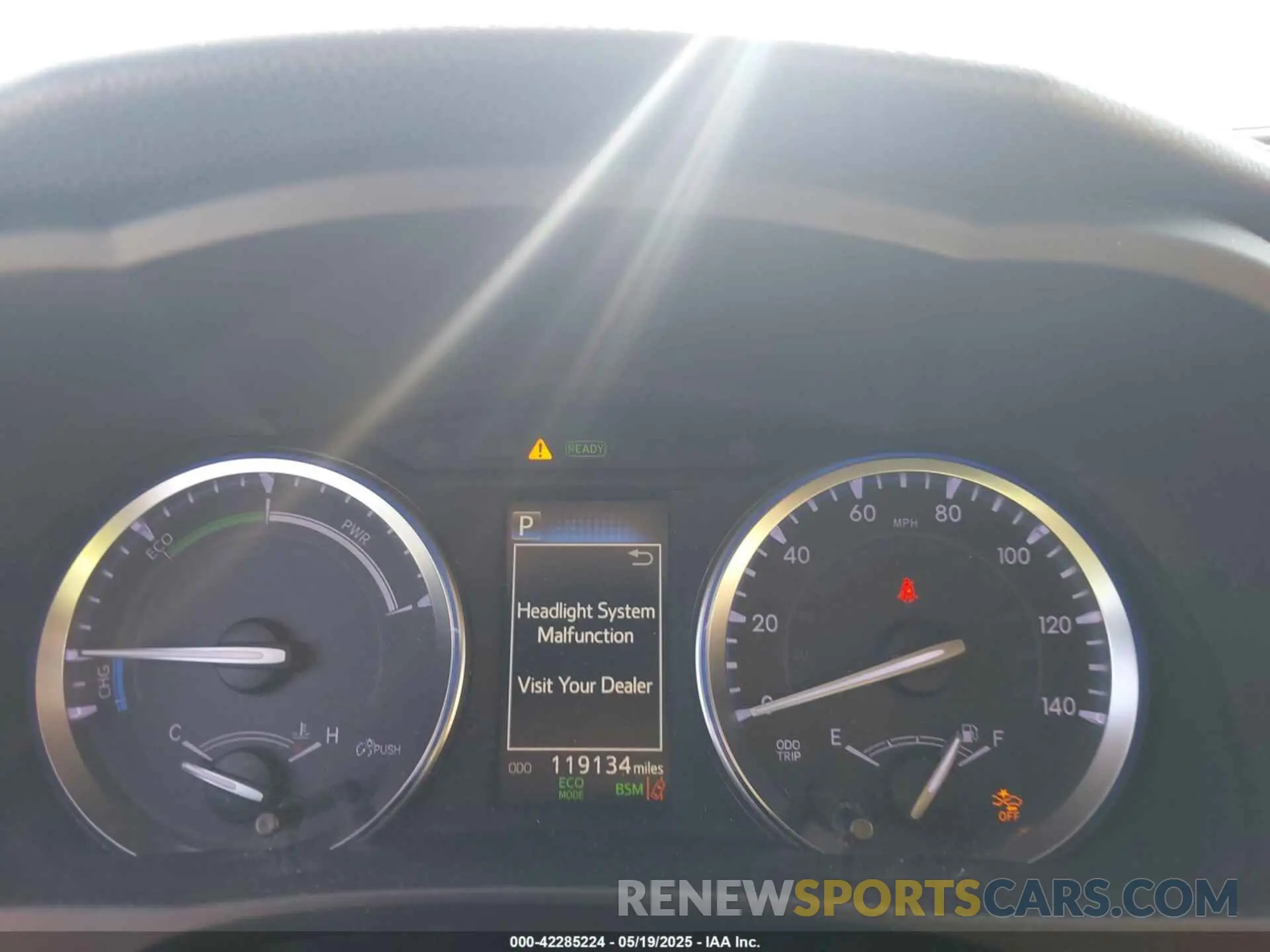 7 Photograph of a damaged car 5TDDGRFH9KS053293 TOYOTA HIGHLANDER HYBRID 2019