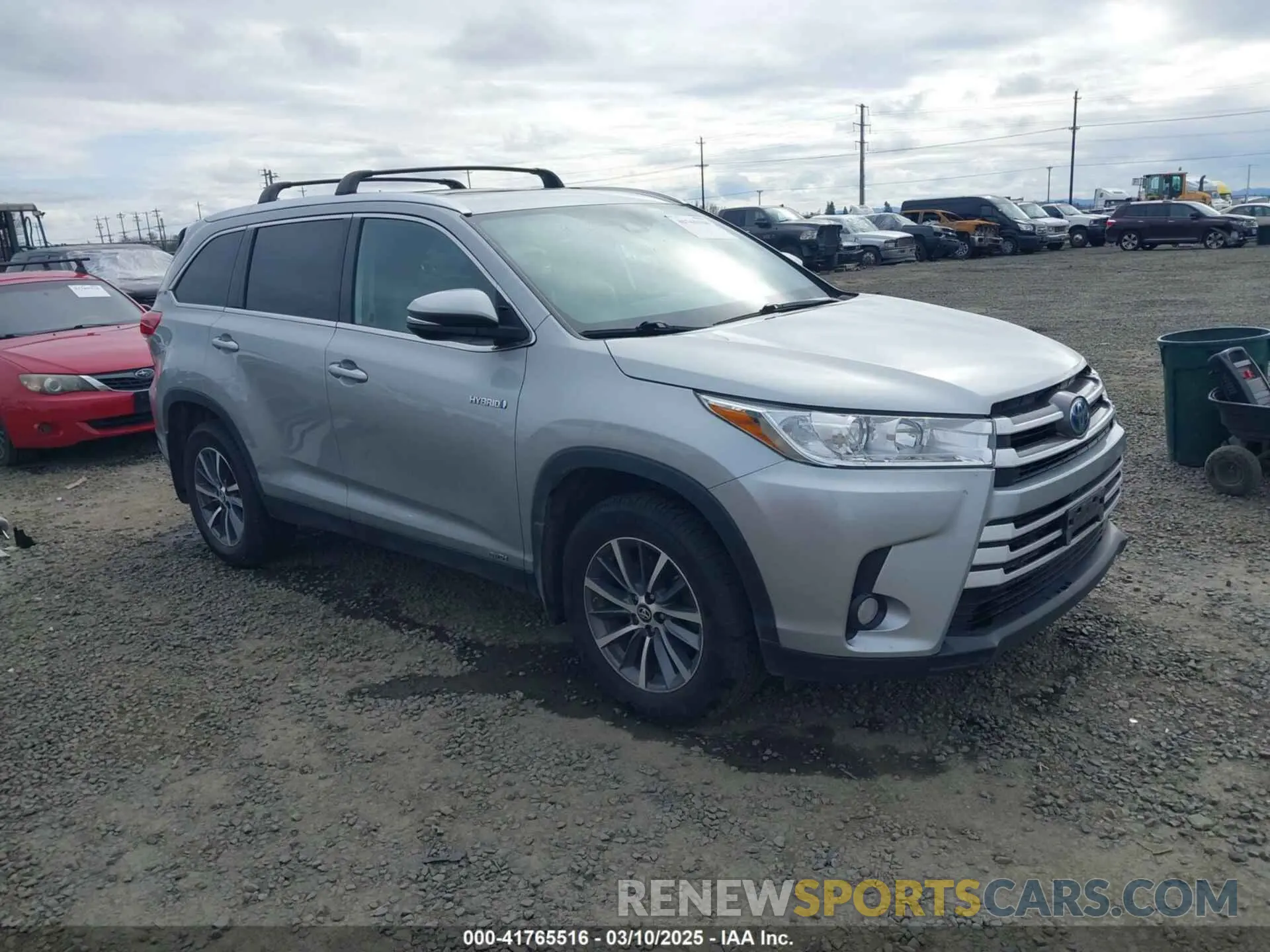1 Photograph of a damaged car 5TDJGRFH1KS055686 TOYOTA HIGHLANDER HYBRID 2019