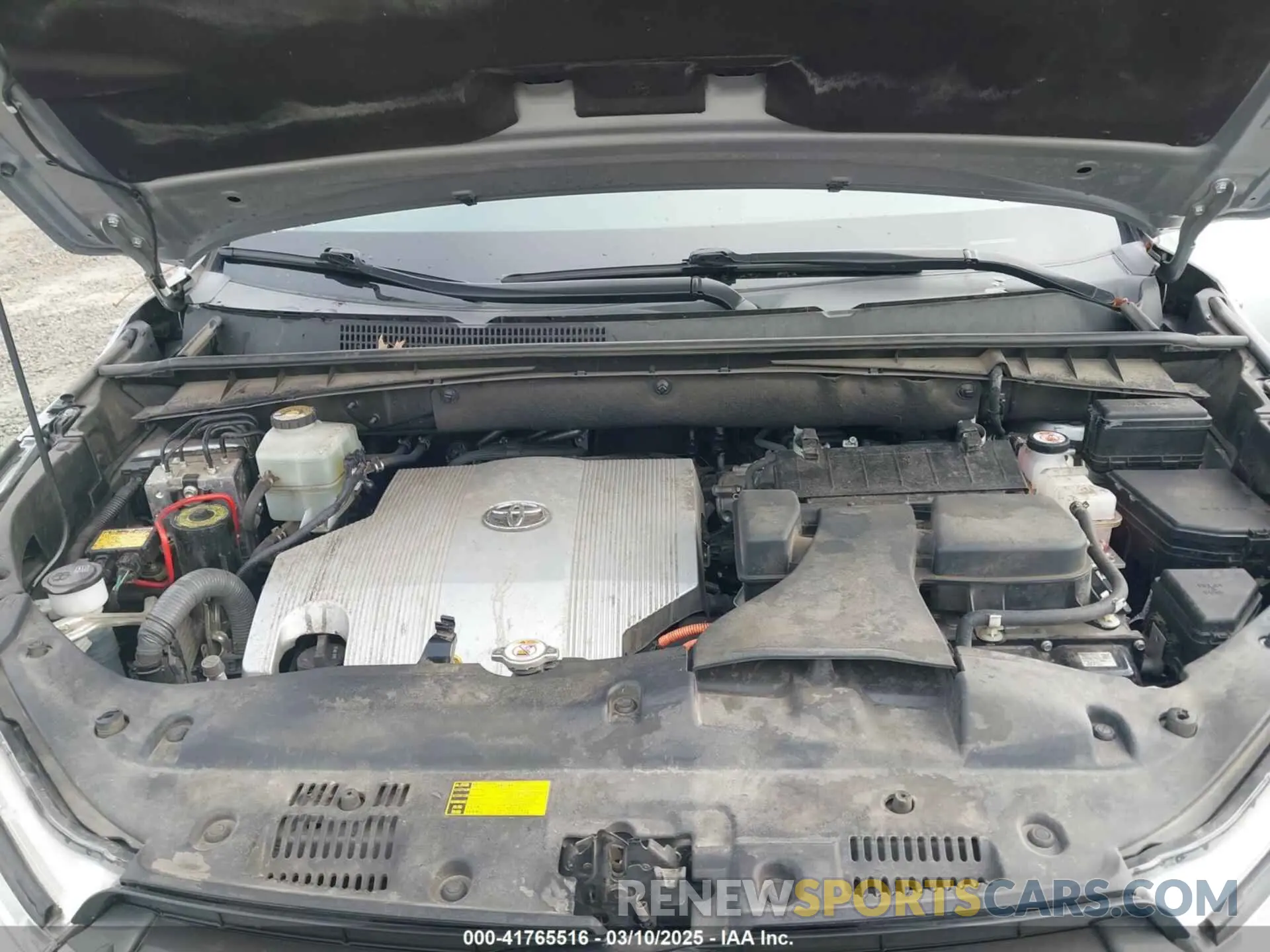 10 Photograph of a damaged car 5TDJGRFH1KS055686 TOYOTA HIGHLANDER HYBRID 2019
