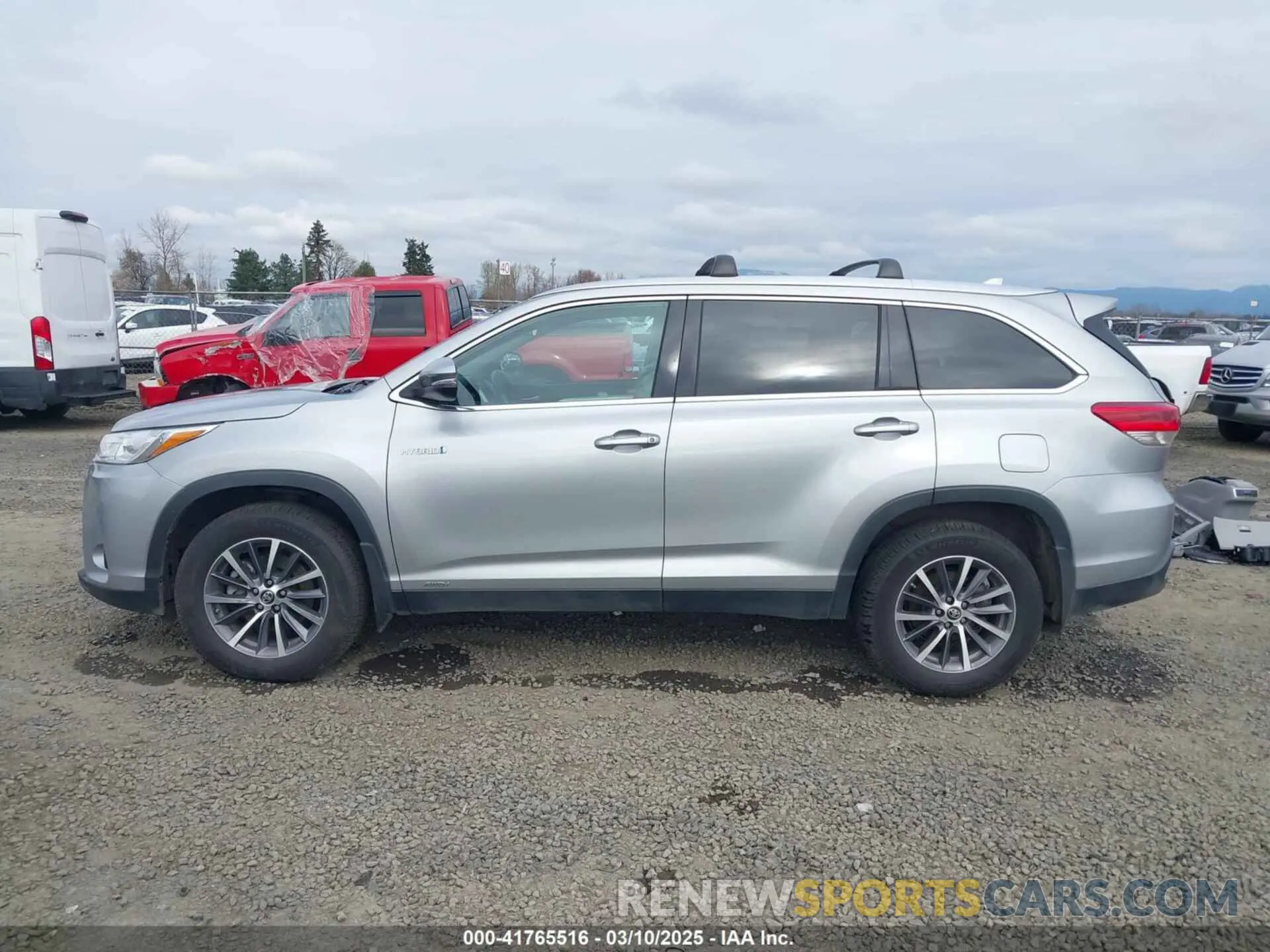 15 Photograph of a damaged car 5TDJGRFH1KS055686 TOYOTA HIGHLANDER HYBRID 2019