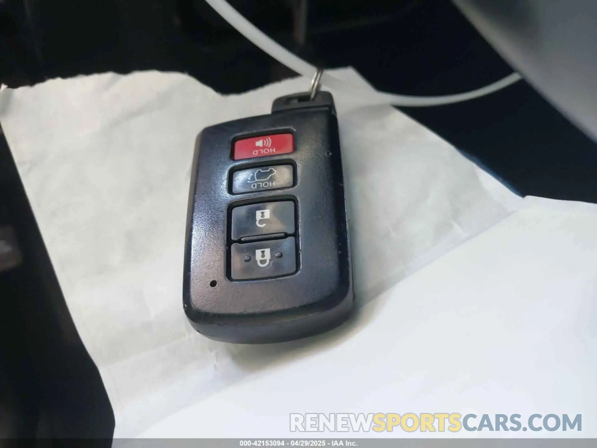 11 Photograph of a damaged car 5TDJGRFH2KS058824 TOYOTA HIGHLANDER HYBRID 2019