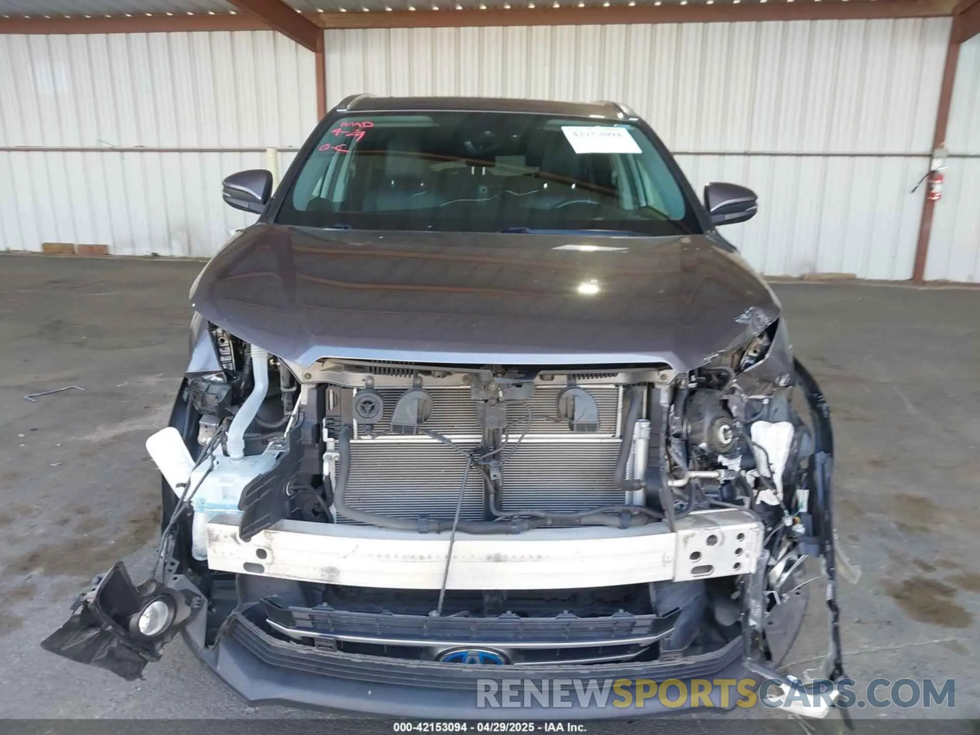 13 Photograph of a damaged car 5TDJGRFH2KS058824 TOYOTA HIGHLANDER HYBRID 2019
