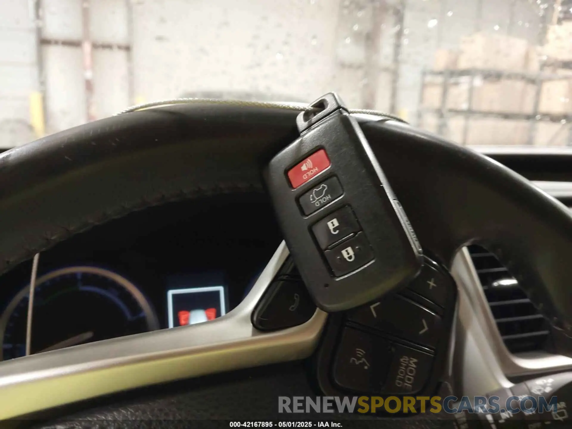 11 Photograph of a damaged car 5TDJGRFH3KS070254 TOYOTA HIGHLANDER HYBRID 2019