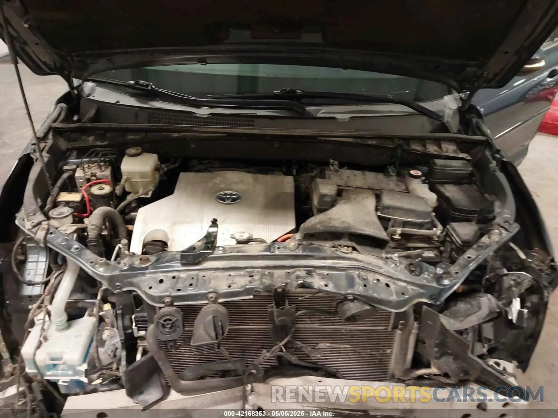 10 Photograph of a damaged car 5TDJGRFH7KS053019 TOYOTA HIGHLANDER HYBRID 2019
