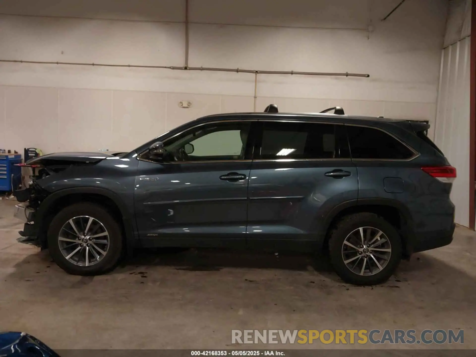 15 Photograph of a damaged car 5TDJGRFH7KS053019 TOYOTA HIGHLANDER HYBRID 2019