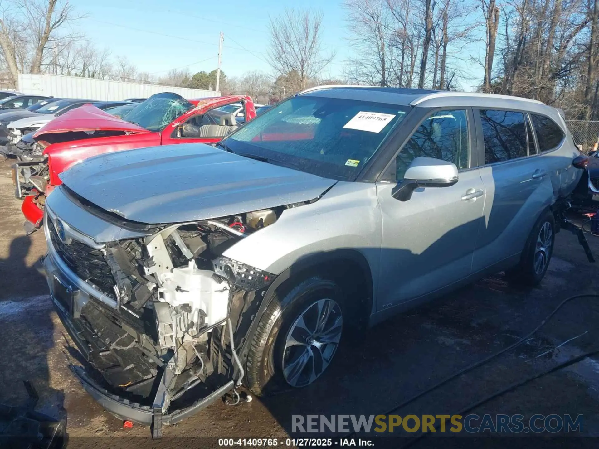 2 Photograph of a damaged car 5TDKBRCH6RS612934 TOYOTA HIGHLANDER HYBRID 2024