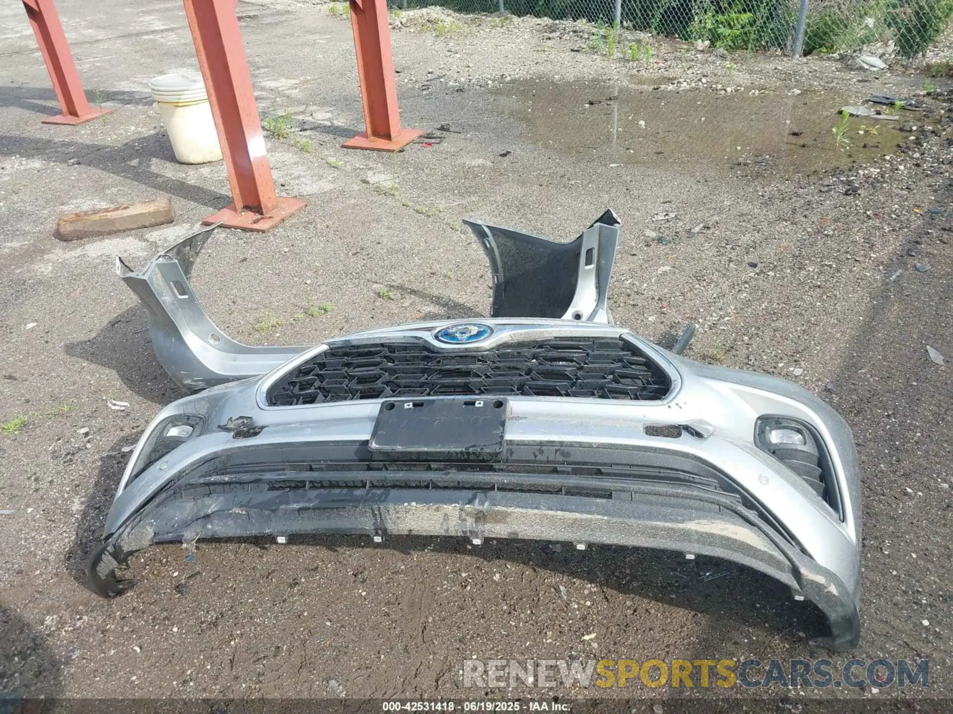 12 Photograph of a damaged car 5TDXBRCH2RS603069 TOYOTA HIGHLANDER HYBRID 2024