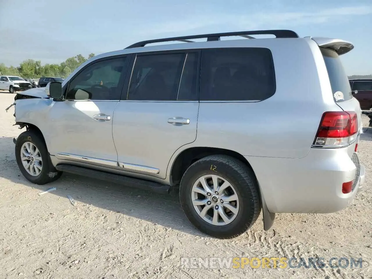2 Photograph of a damaged car JTMCY7AJ3K4080525 TOYOTA LAND CRUIS 2019