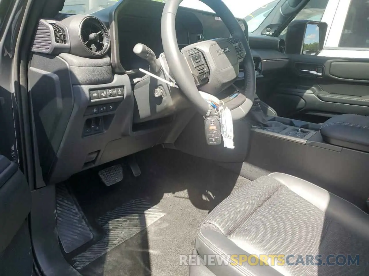 7 Photograph of a damaged car JTEABFAJ7R5005376 TOYOTA LAND CRUIS 2024