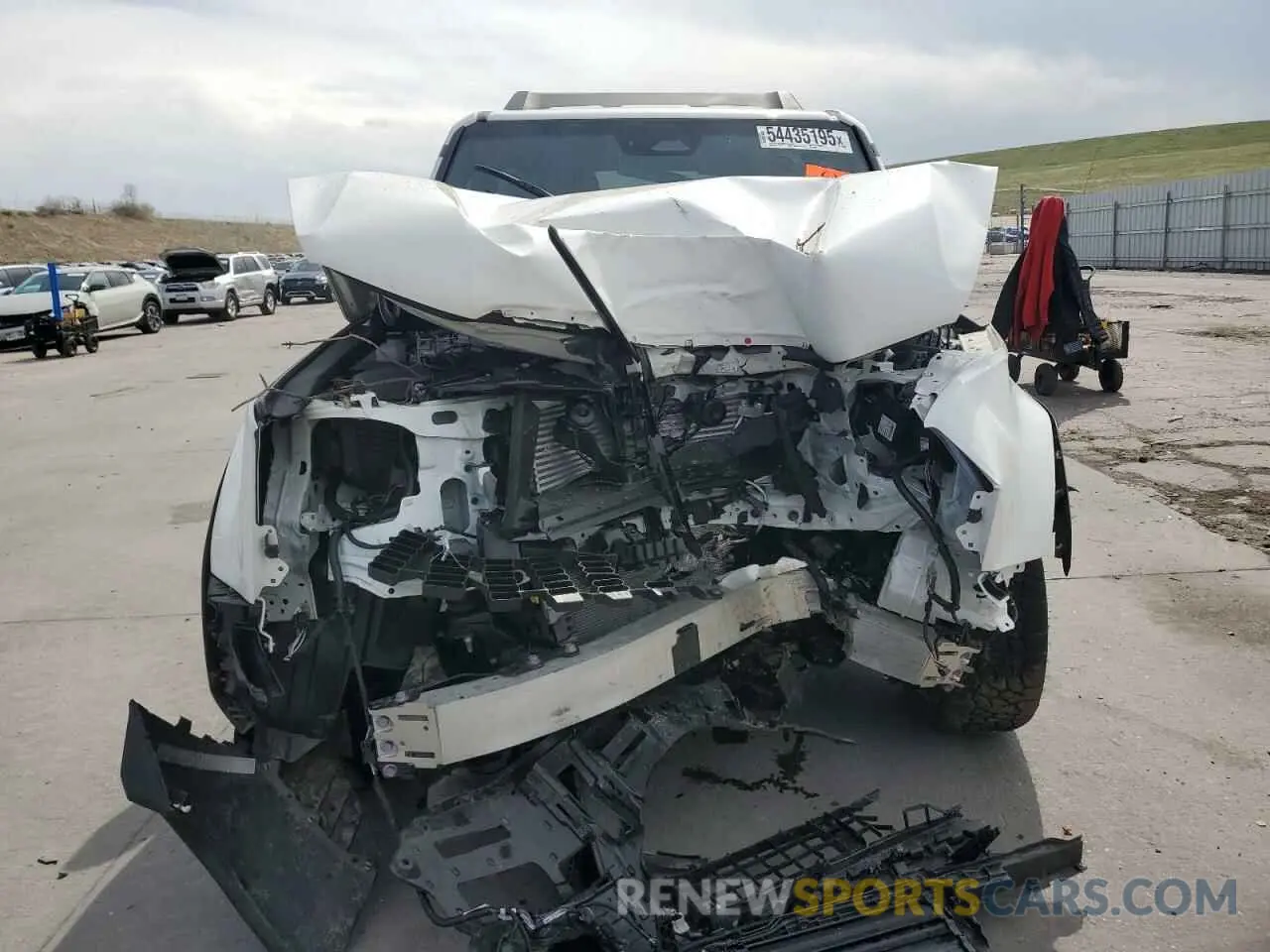 5 Photograph of a damaged car JTEABFAJ8SK019200 TOYOTA LAND CRUIS 2025
