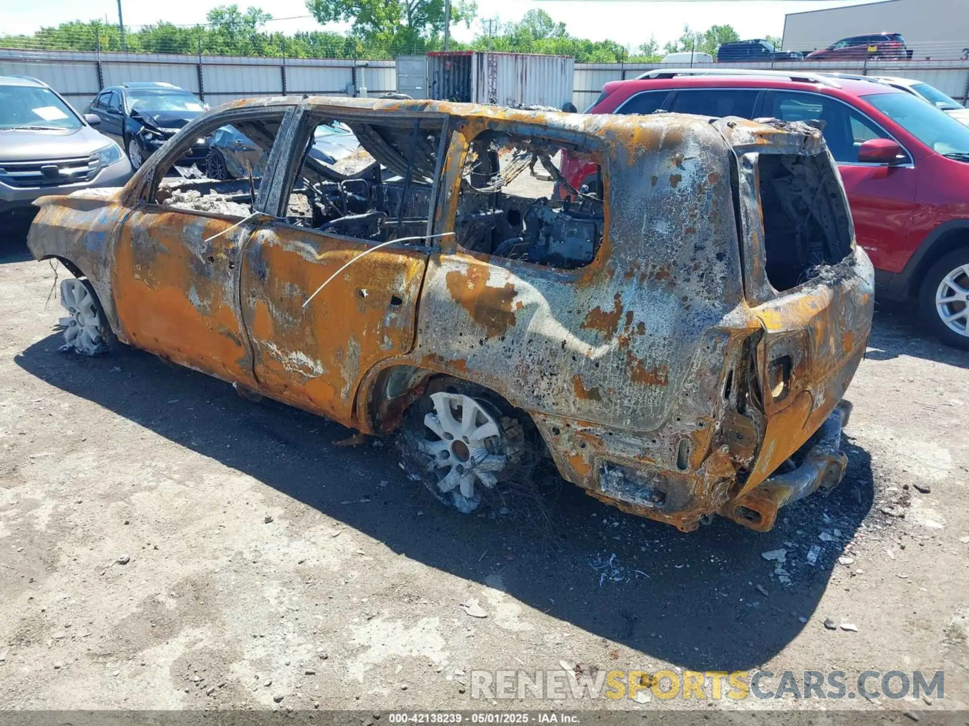 3 Photograph of a damaged car JTMCY7AJ2K4075834 TOYOTA LAND CRUISER 2019