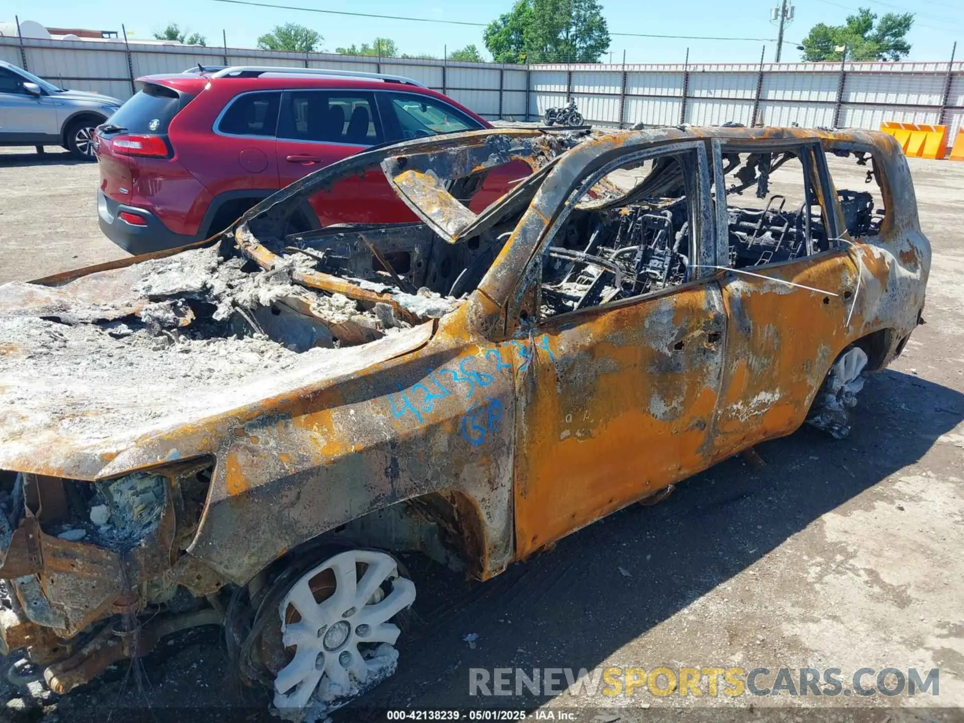 6 Photograph of a damaged car JTMCY7AJ2K4075834 TOYOTA LAND CRUISER 2019