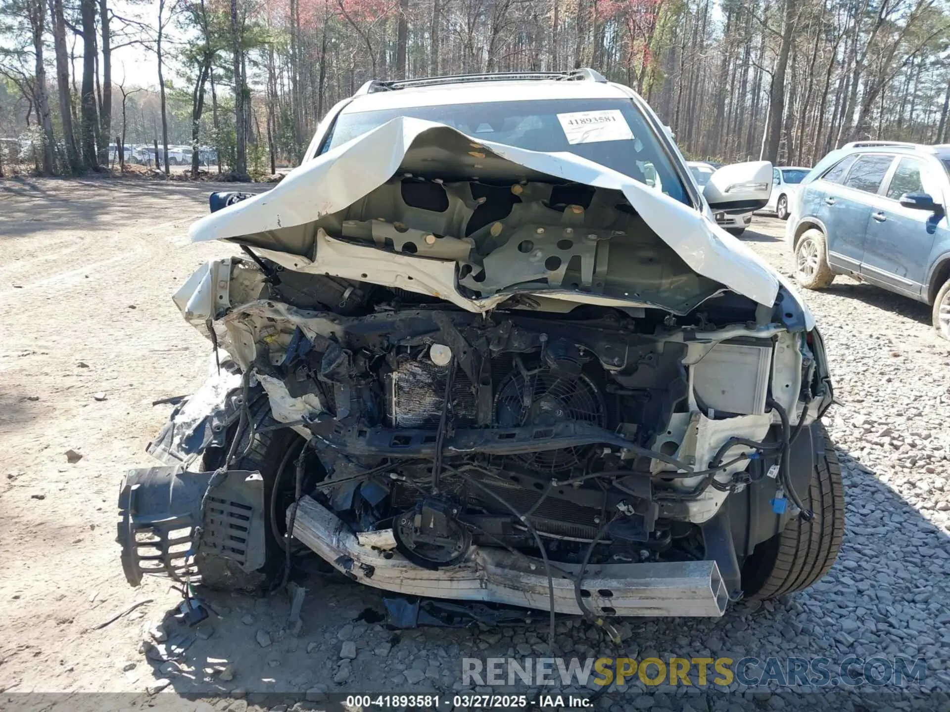 12 Photograph of a damaged car JTMCY7AJ3K4082162 TOYOTA LAND CRUISER 2019