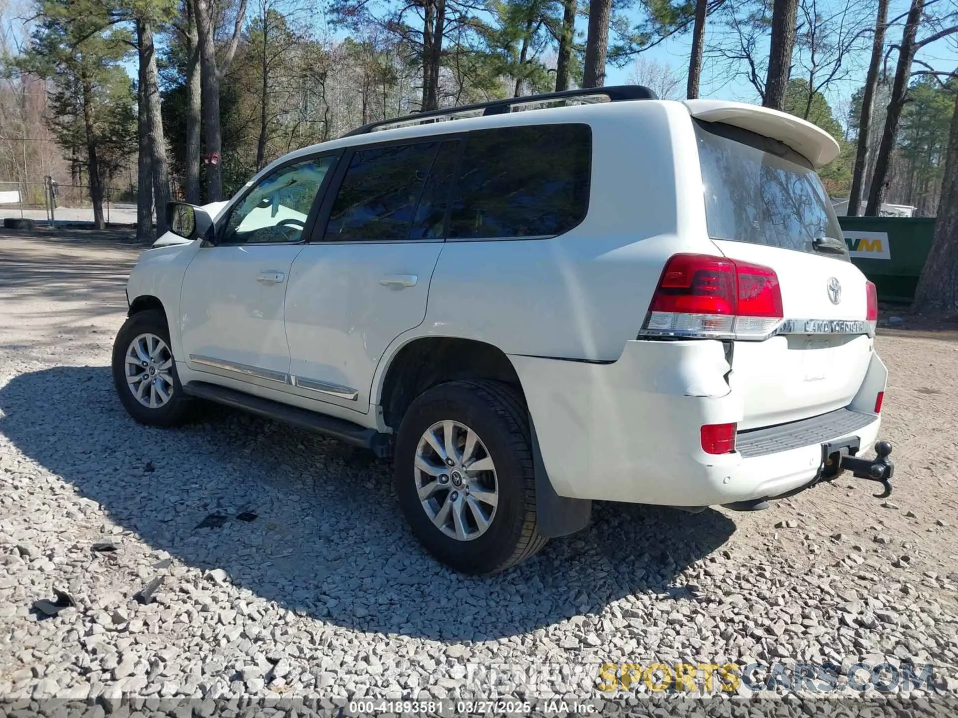 3 Photograph of a damaged car JTMCY7AJ3K4082162 TOYOTA LAND CRUISER 2019