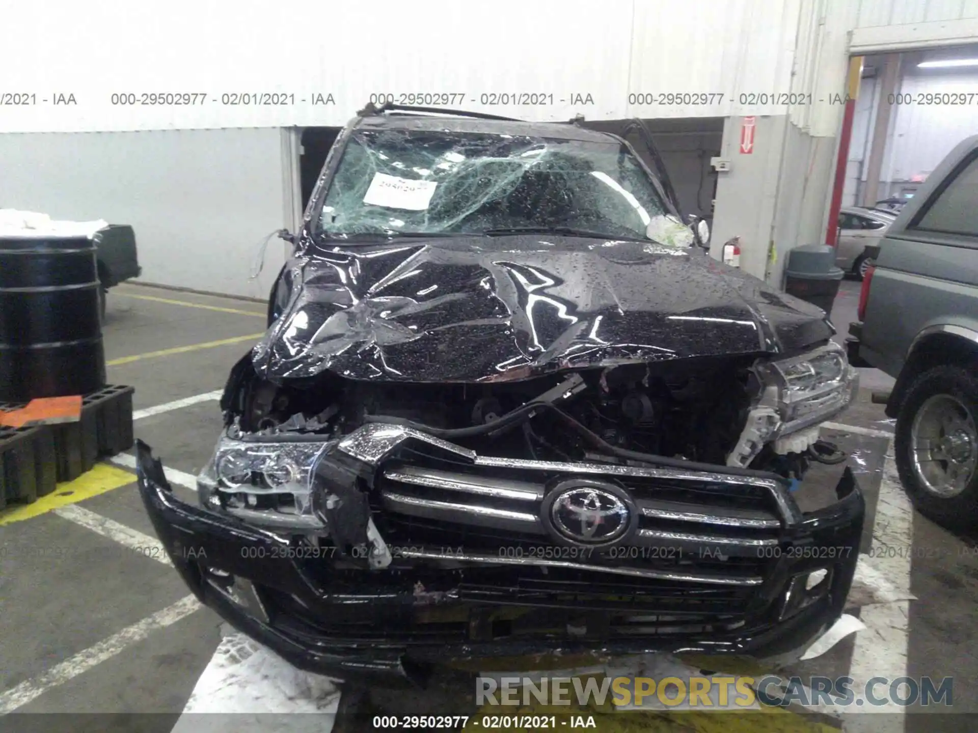 6 Photograph of a damaged car JTMCY7AJ8L4088380 TOYOTA LAND CRUISER 2020