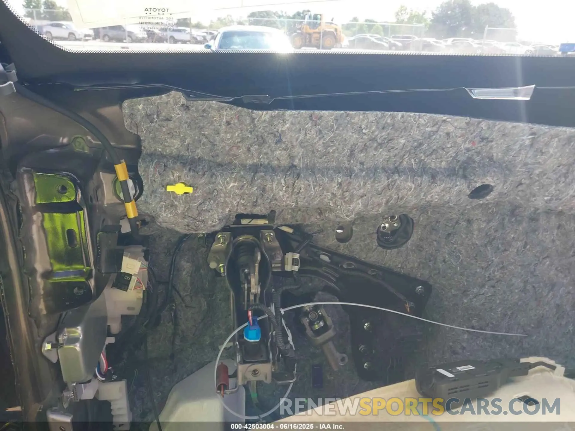 16 Photograph of a damaged car JTEABFAJ9RK005199 TOYOTA LAND CRUISER 2024
