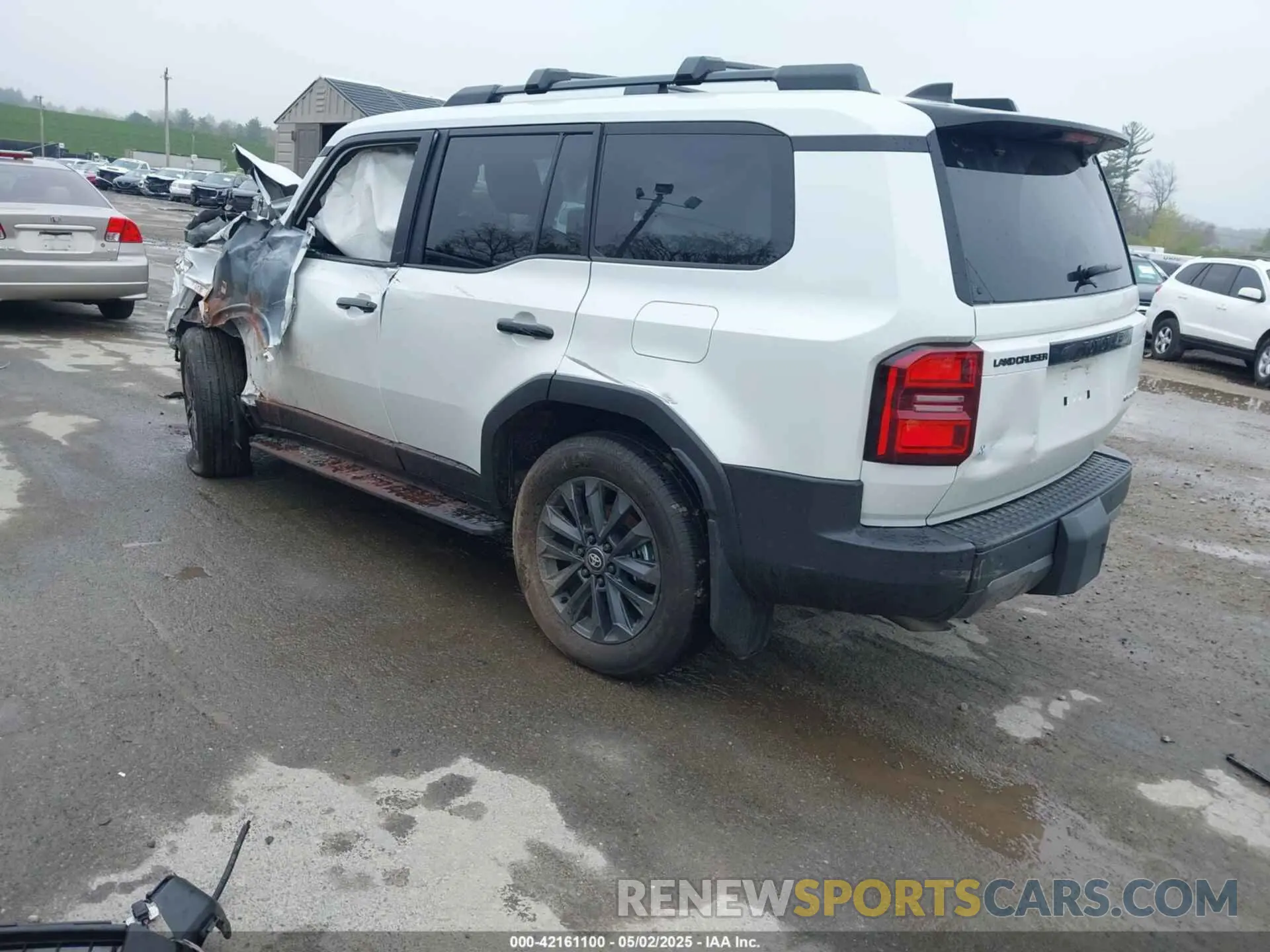 3 Photograph of a damaged car JTEABFAJ5S5010968 TOYOTA LAND CRUISER 2025