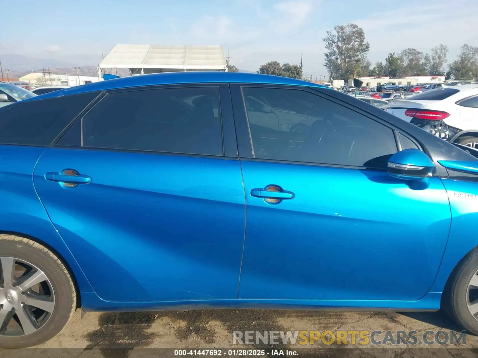 13 Photograph of a damaged car JTDBVRBD0KA005792 TOYOTA MIRAI 2019