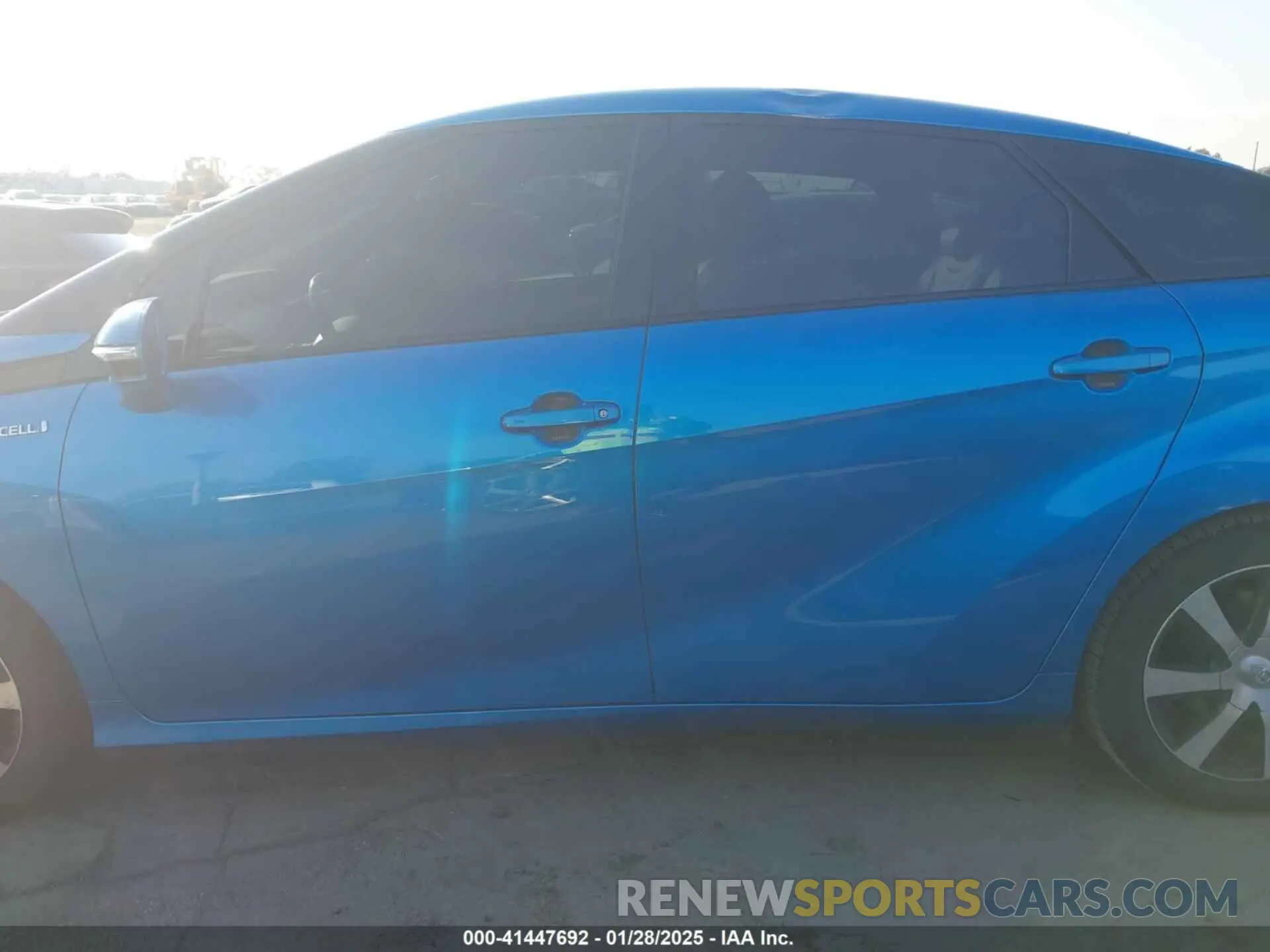 14 Photograph of a damaged car JTDBVRBD0KA005792 TOYOTA MIRAI 2019