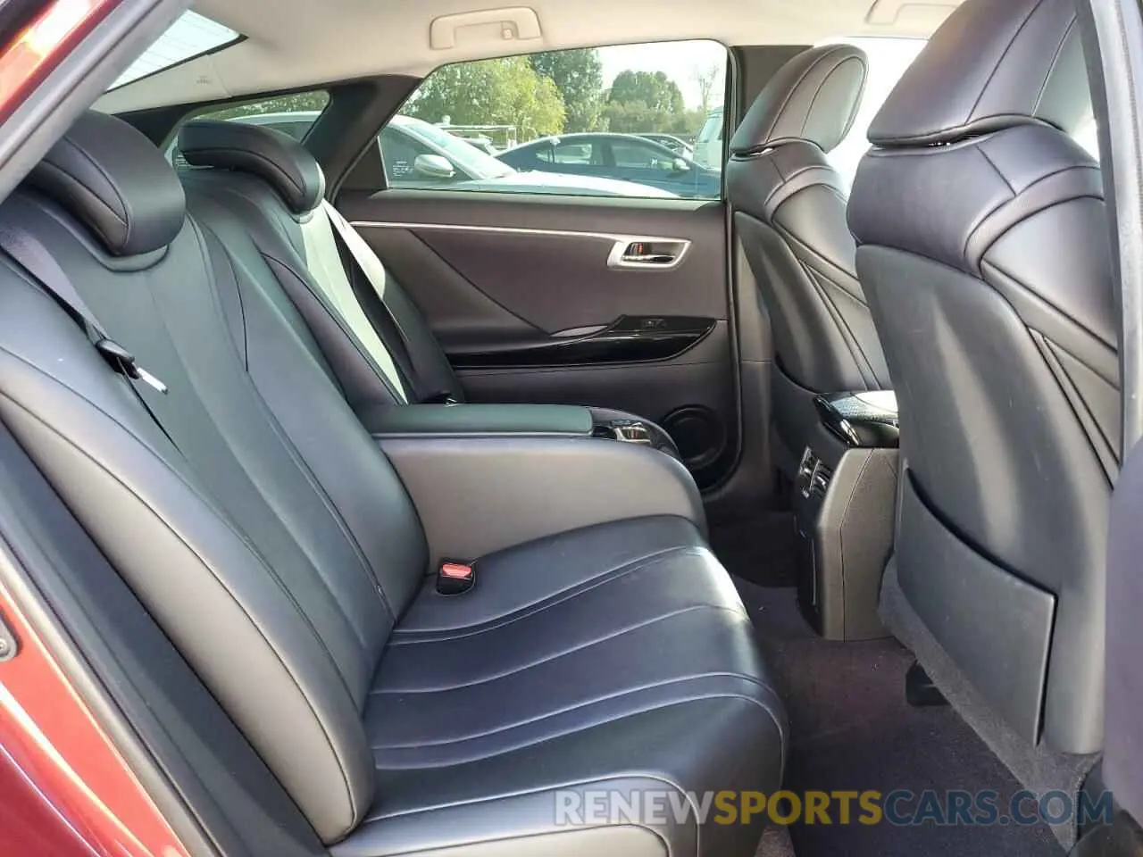 10 Photograph of a damaged car JTDBVRBD0KA006313 TOYOTA MIRAI 2019