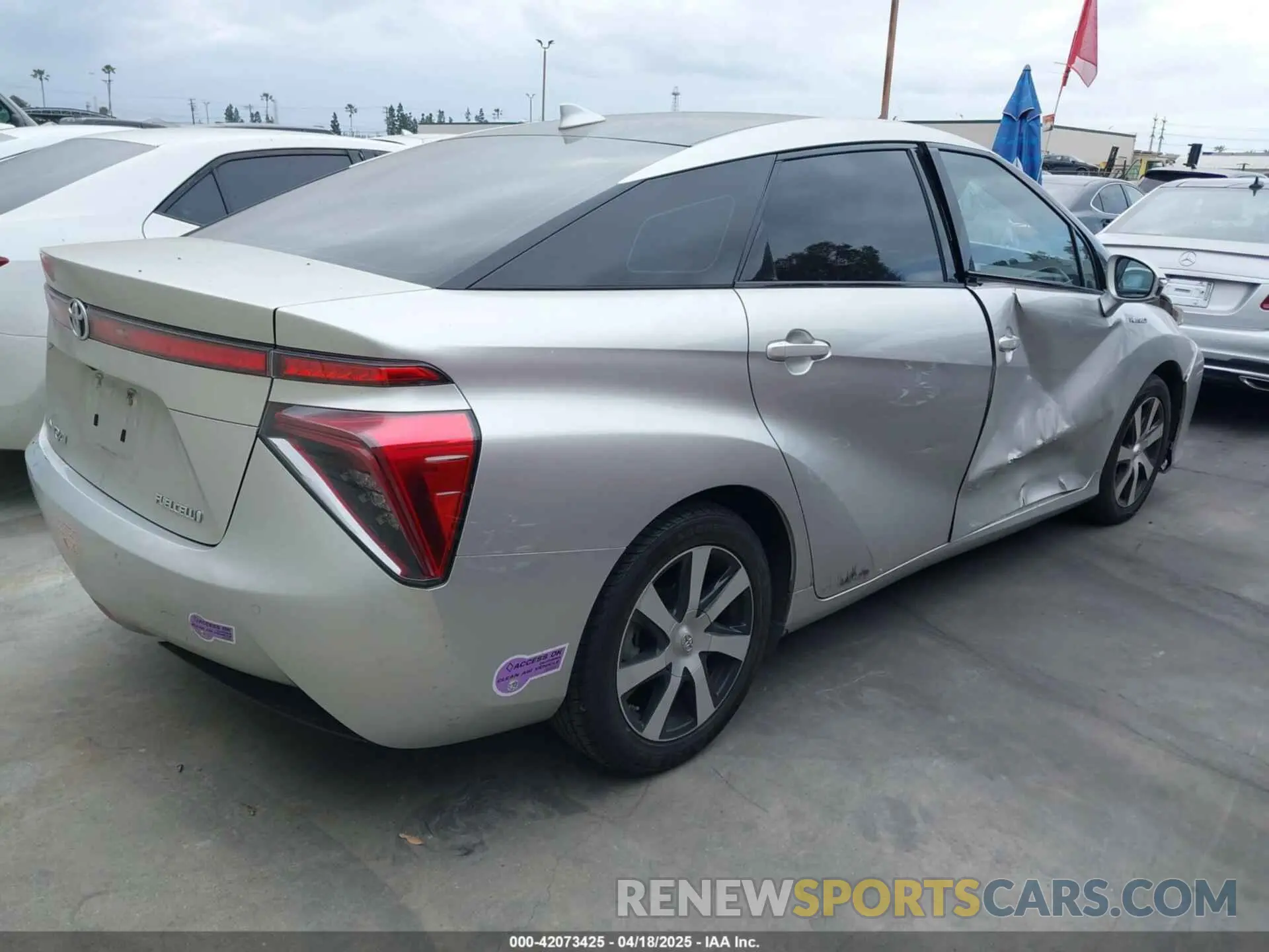 4 Photograph of a damaged car JTDBVRBD2KA006751 TOYOTA MIRAI 2019