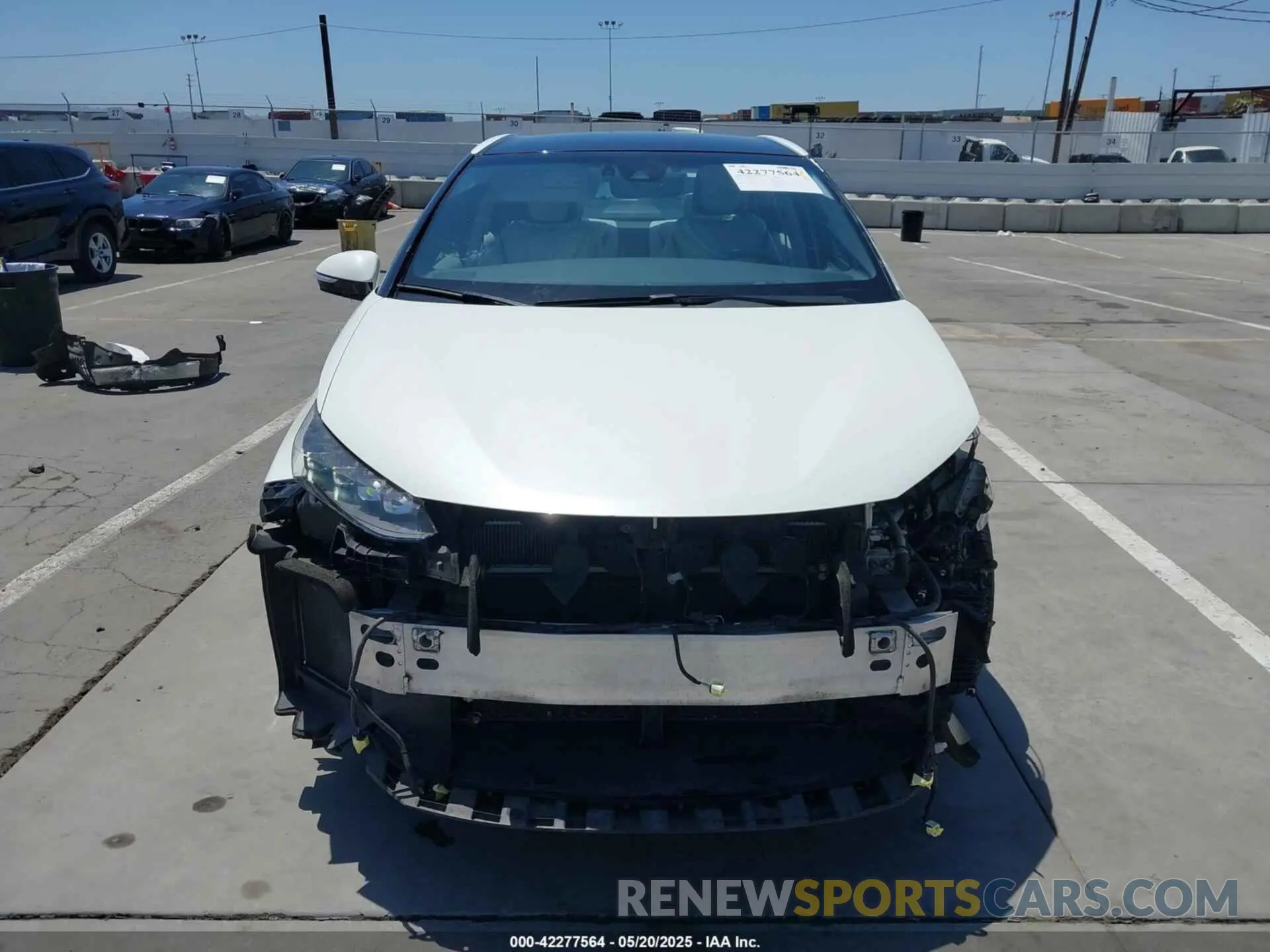 13 Photograph of a damaged car JTDBVRBD2KA007074 TOYOTA MIRAI 2019