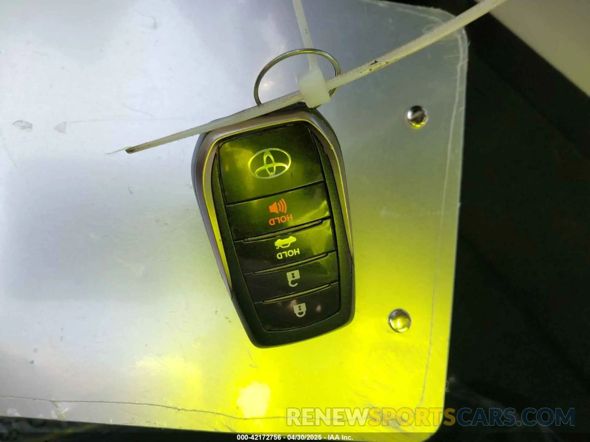 11 Photograph of a damaged car JTDBVRBD3KA007083 TOYOTA MIRAI 2019