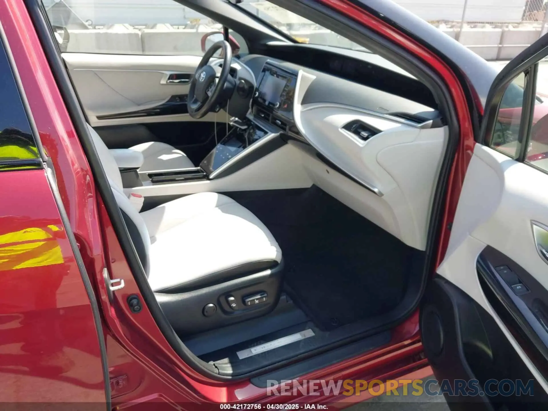 5 Photograph of a damaged car JTDBVRBD3KA007083 TOYOTA MIRAI 2019