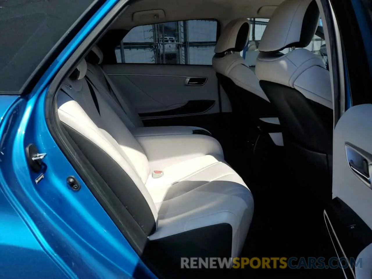 10 Photograph of a damaged car JTDBVRBD5KA005917 TOYOTA MIRAI 2019