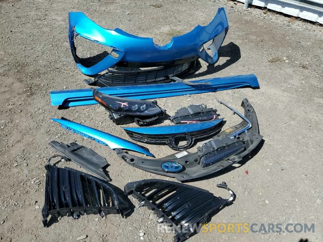12 Photograph of a damaged car JTDBVRBD5KA005917 TOYOTA MIRAI 2019