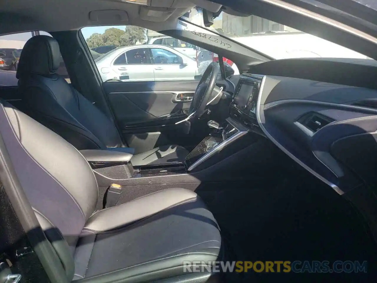 5 Photograph of a damaged car JTDBVRBD9KA005726 TOYOTA MIRAI 2019