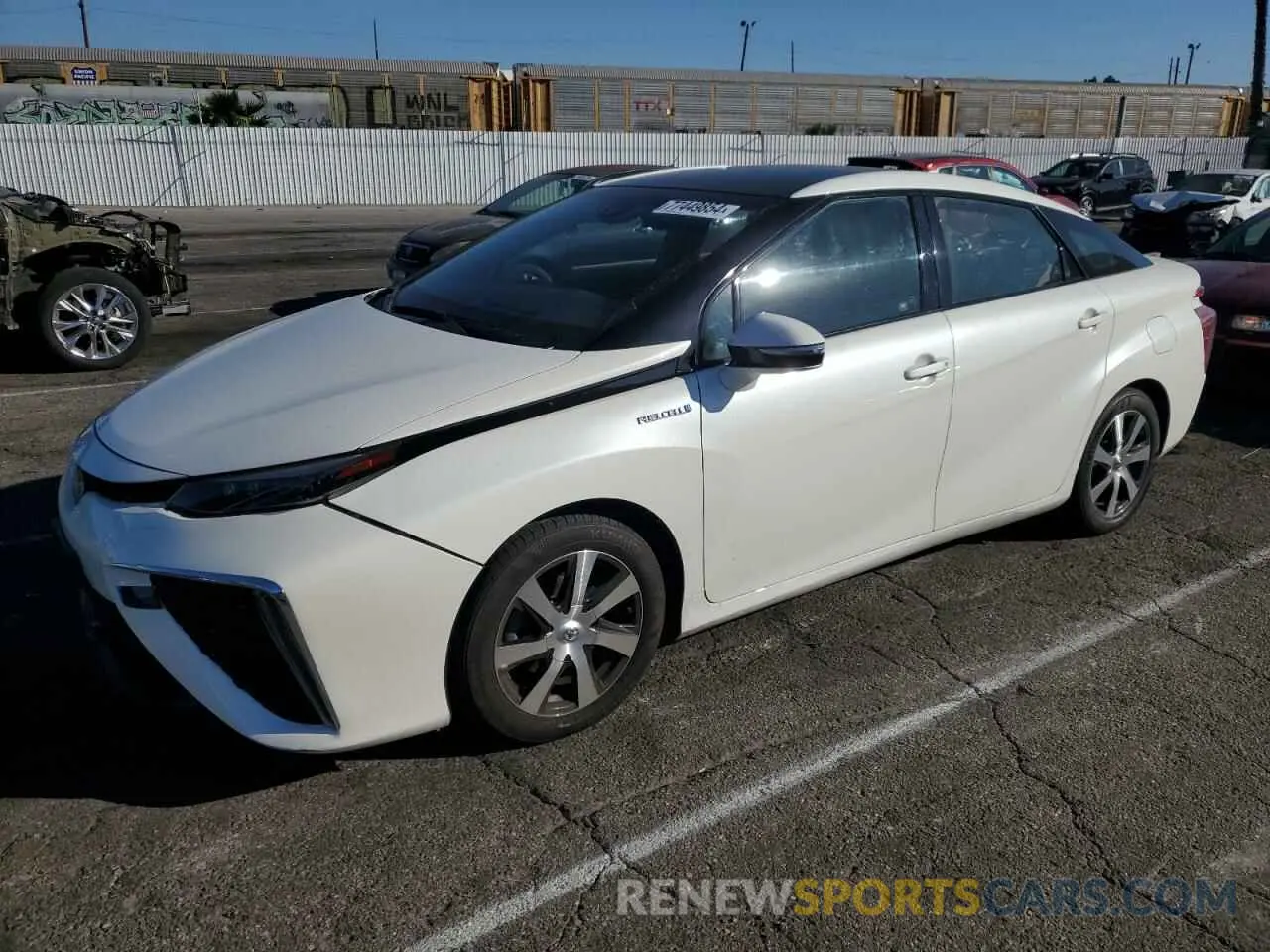 1 Photograph of a damaged car JTDBVRBD5LA008169 TOYOTA MIRAI 2020