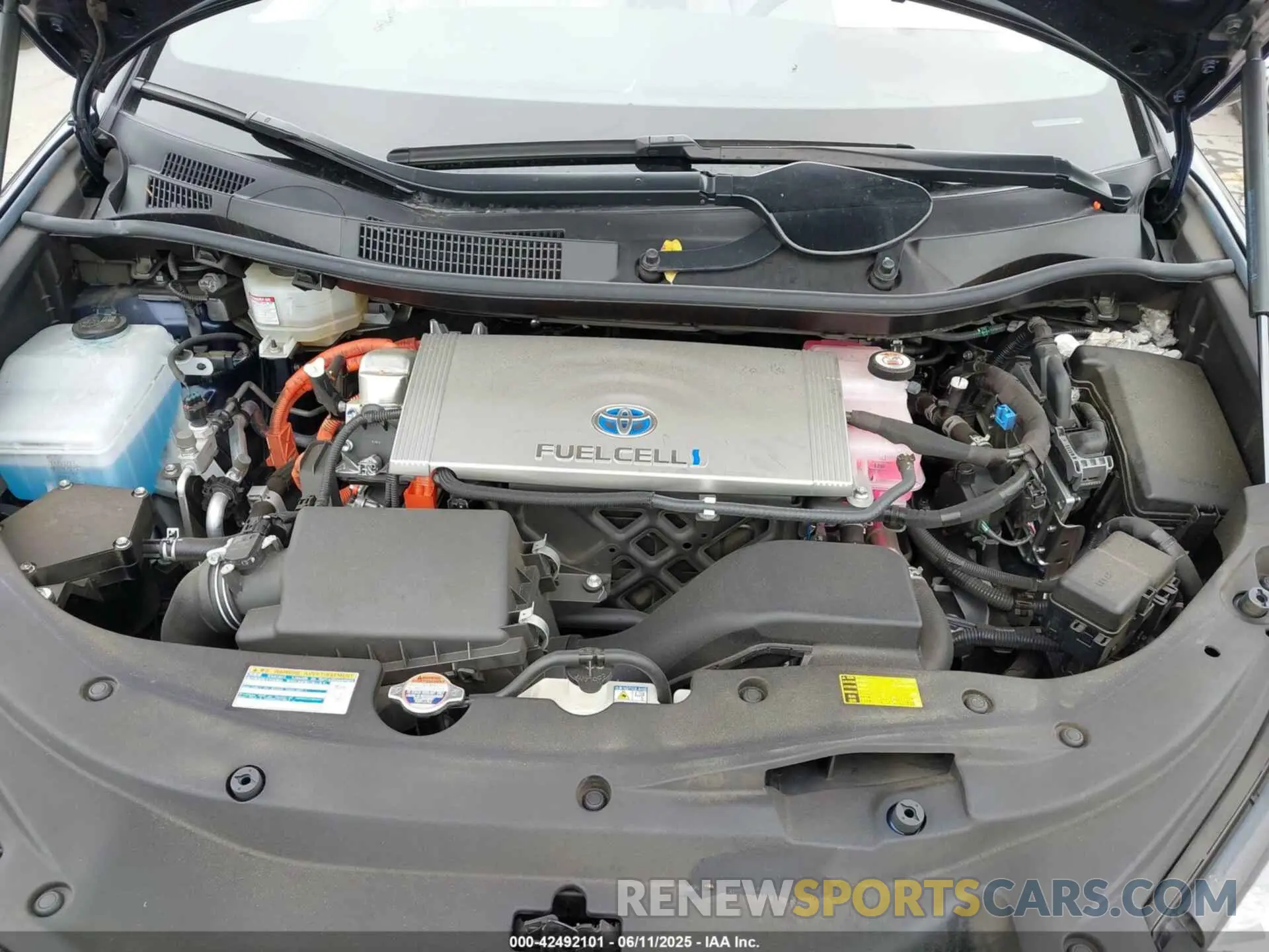 10 Photograph of a damaged car JTDBVRBDXLA008183 TOYOTA MIRAI 2020