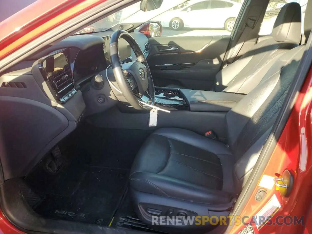 7 Photograph of a damaged car JTDAAAAA1MA001558 TOYOTA MIRAI 2021