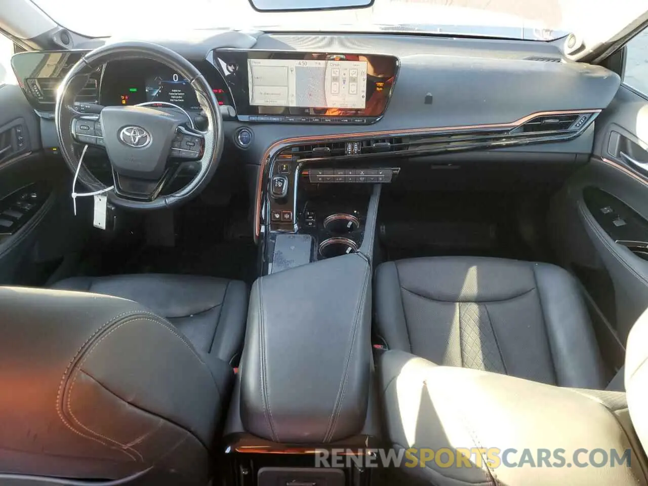 8 Photograph of a damaged car JTDAAAAA1MA001558 TOYOTA MIRAI 2021