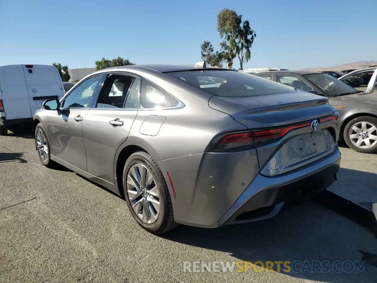 2 Photograph of a damaged car JTDAAAAA2MA001908 TOYOTA MIRAI 2021