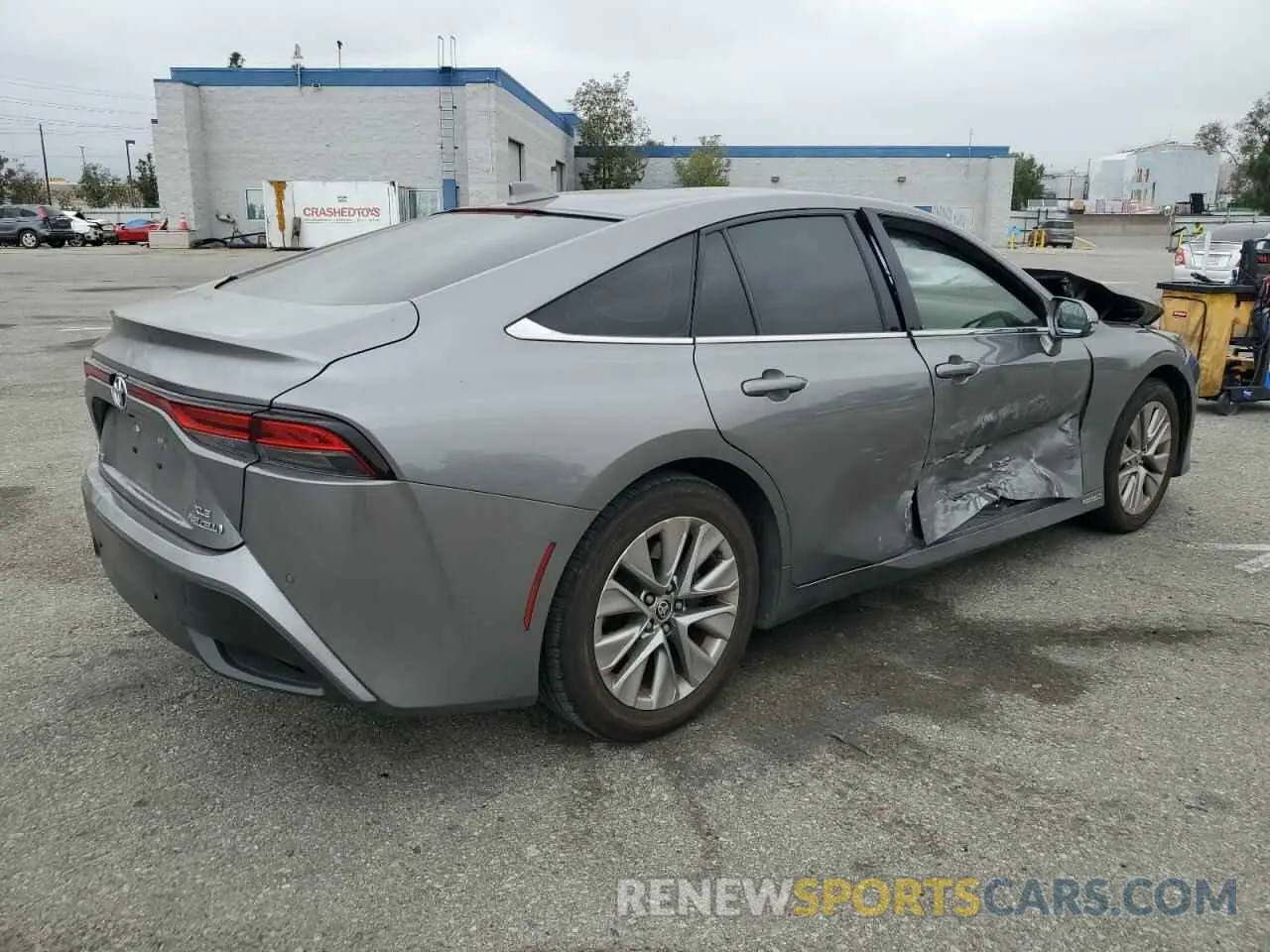 3 Photograph of a damaged car JTDAAAAA3MA001240 TOYOTA MIRAI 2021