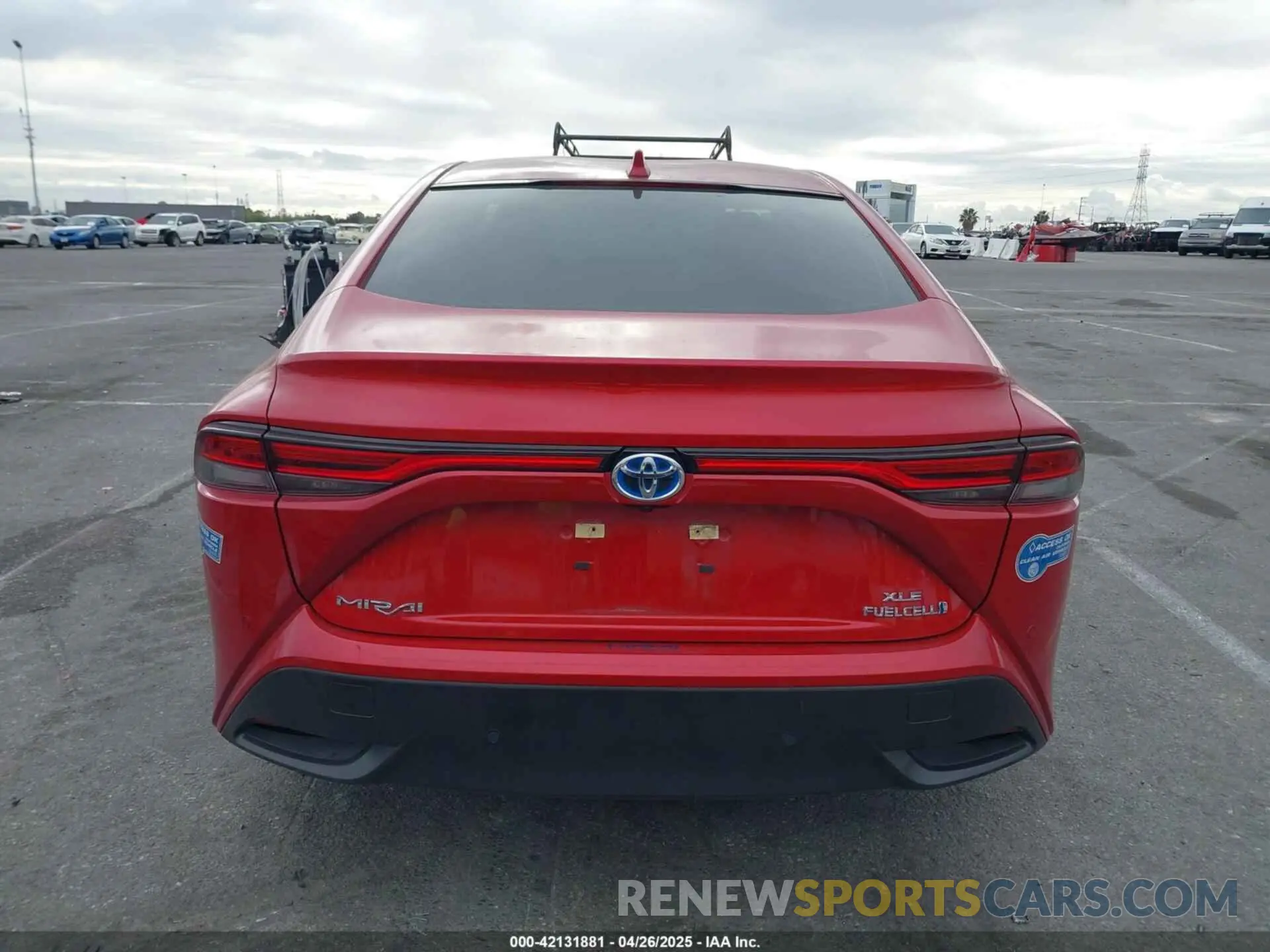17 Photograph of a damaged car JTDAAAAA4MA001098 TOYOTA MIRAI 2021