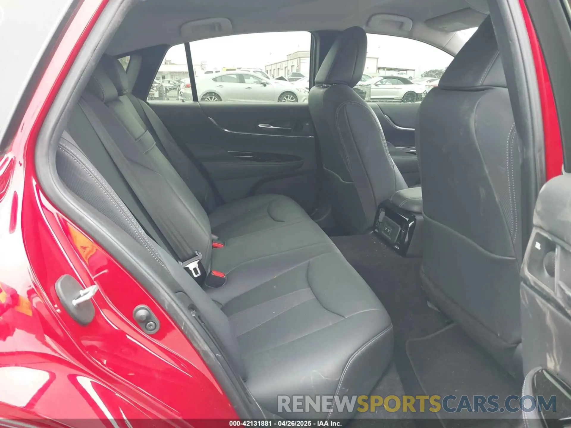 8 Photograph of a damaged car JTDAAAAA4MA001098 TOYOTA MIRAI 2021