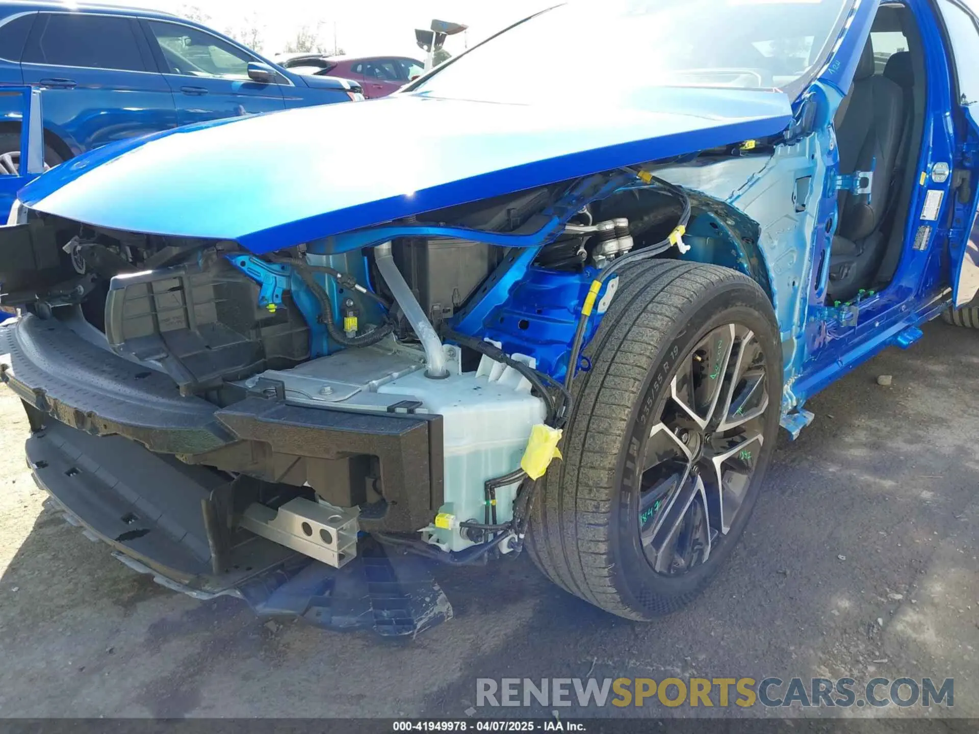 16 Photograph of a damaged car JTDAAAAA5MA001725 TOYOTA MIRAI 2021