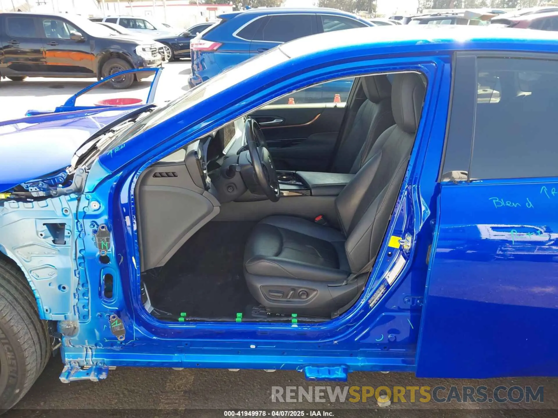 18 Photograph of a damaged car JTDAAAAA5MA001725 TOYOTA MIRAI 2021