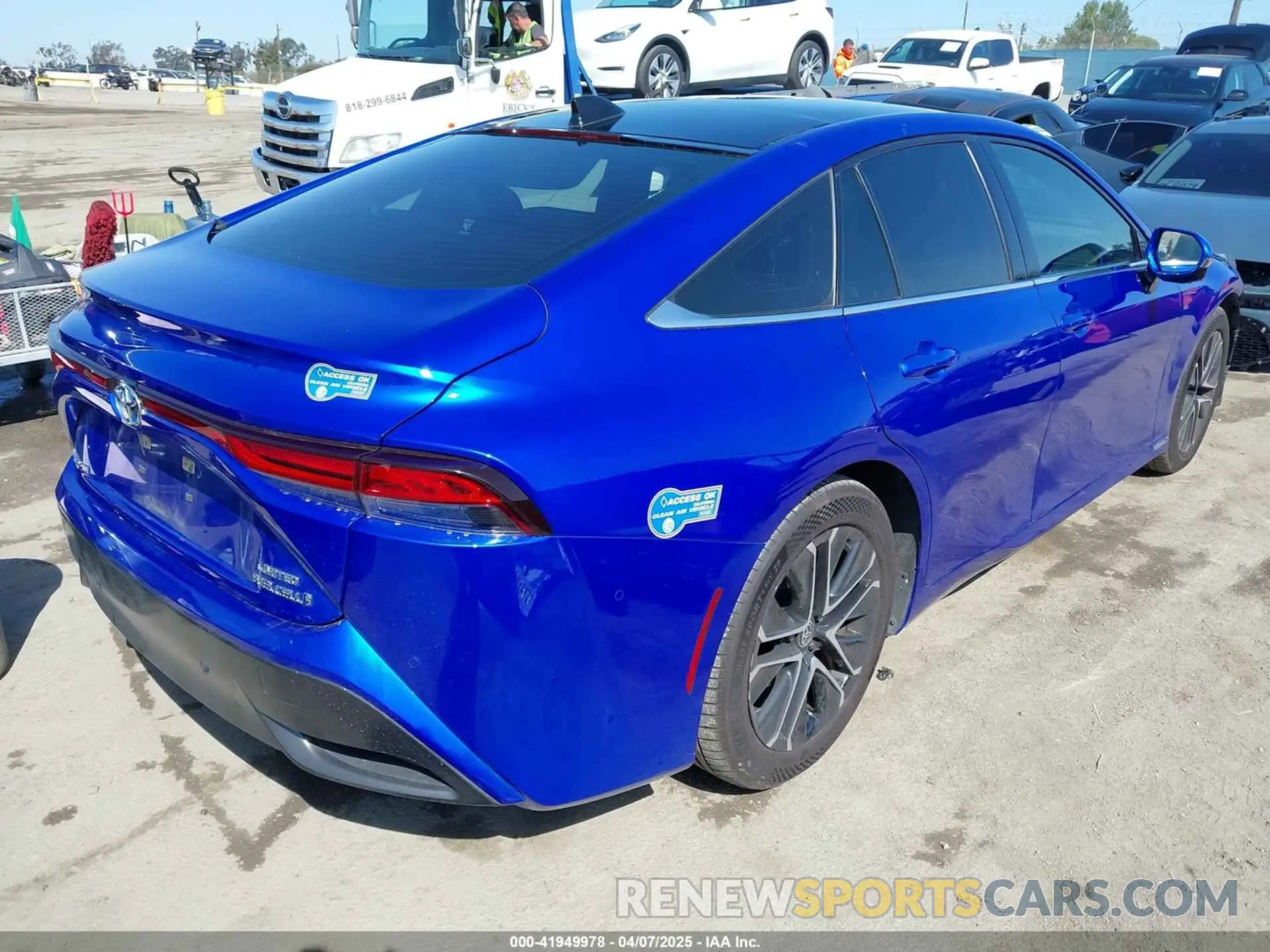 4 Photograph of a damaged car JTDAAAAA5MA001725 TOYOTA MIRAI 2021