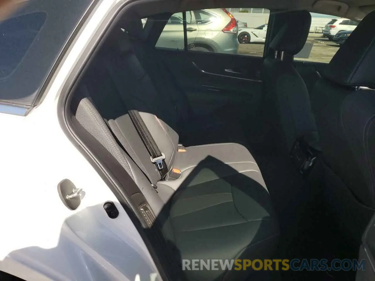 10 Photograph of a damaged car JTDAAAAA8MA001279 TOYOTA MIRAI 2021