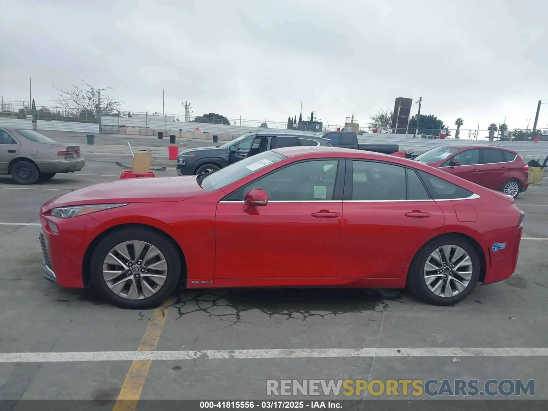14 Photograph of a damaged car JTDAAAAA9MA003137 TOYOTA MIRAI 2021